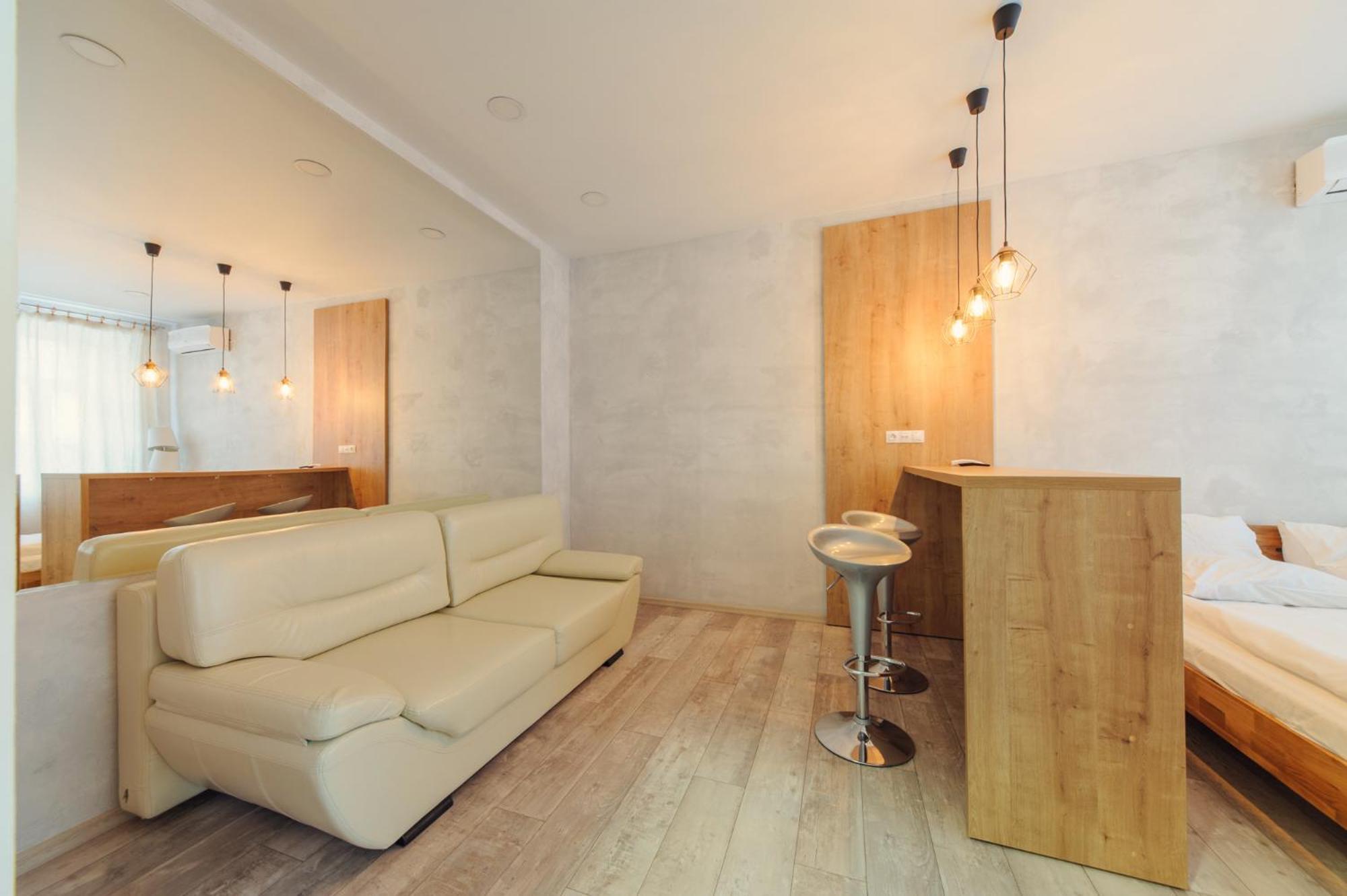 Apartments On Ploscha Yakuba Kolasa Минск Екстериор снимка